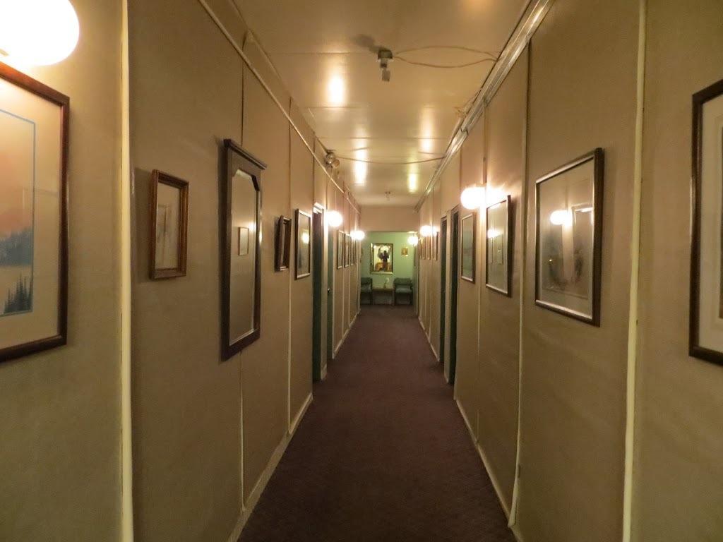 The Bluffs Inn & Suites 데코라 외부 사진